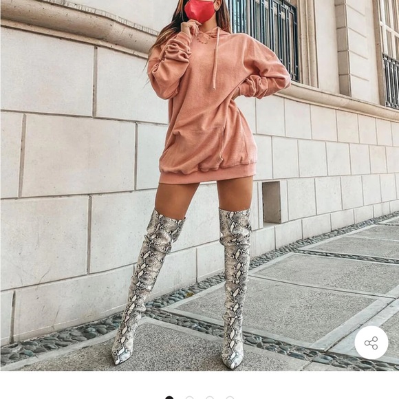 NWT Marc Fisher | Vany Snake Print over knee heel boots women’s 5 - Picture 2 of 9